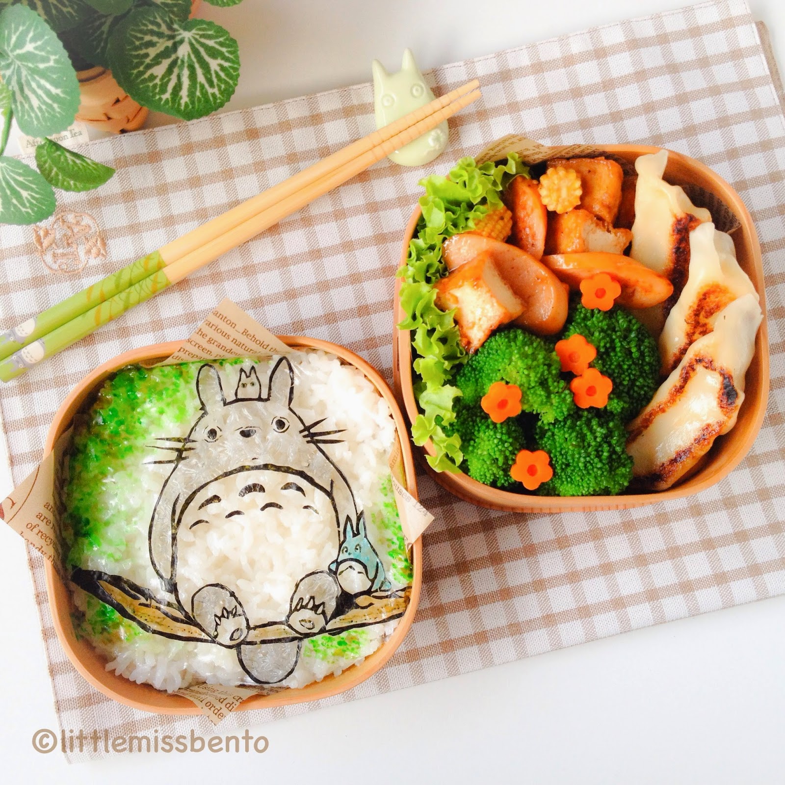 Totoro-Seaweed-Cutting-Bento-3-