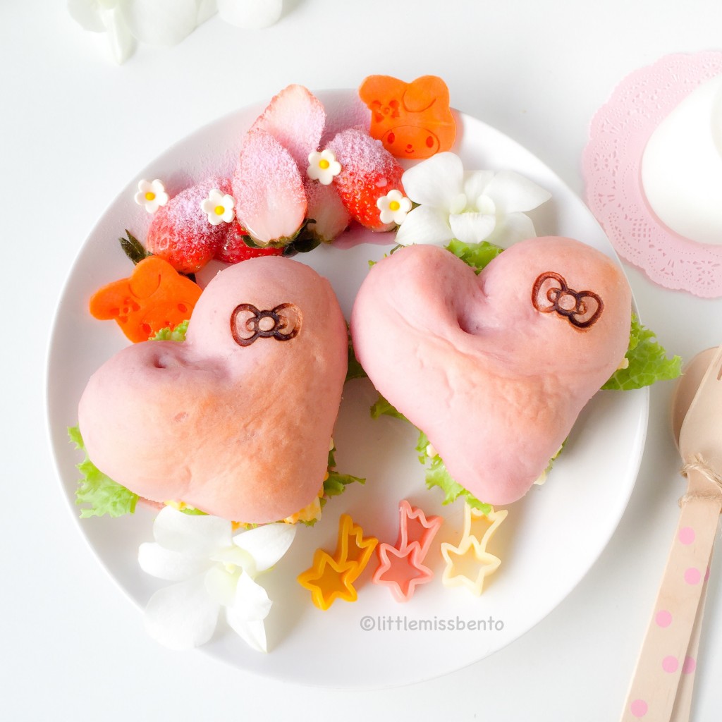 Purple Sweet Potato Heart Shape  Bread (1)