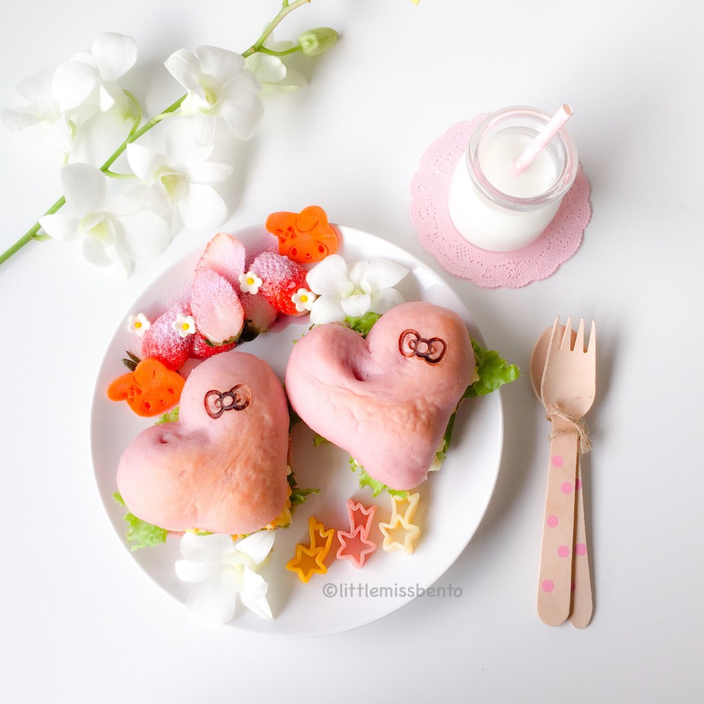 Purple Sweet Potato Heart Shape  Bread (4)