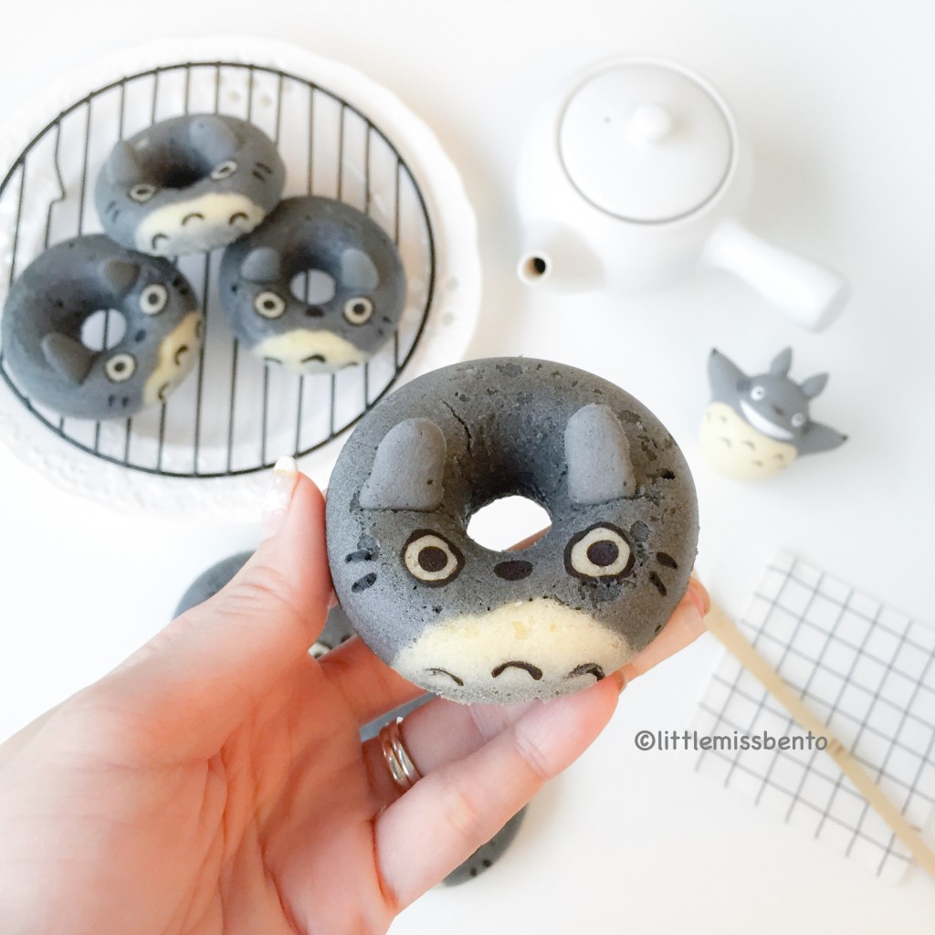 Totoro doughnuts (1)