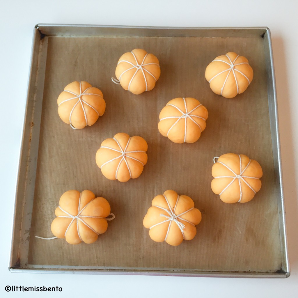 Pumpkin Bread Recipe for Halloween (8)